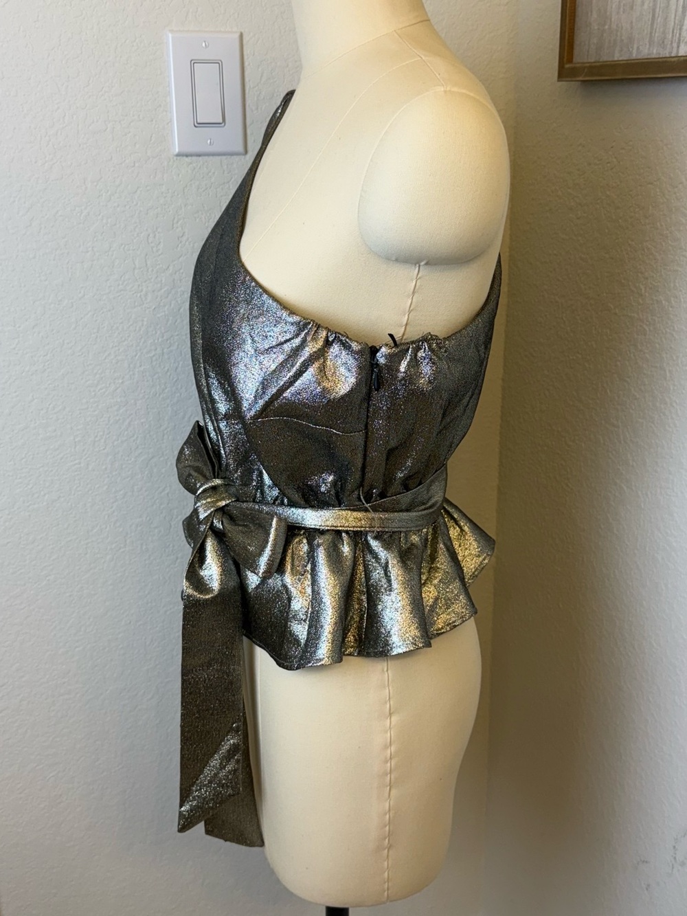 Show Me Your MUMU one shoulder metallic peplum top sz M - Picture 3 of 8